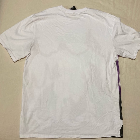 Genuine Merchandise Short Sleeve Tee with Simpsons Style Graphic - Some Wear - Picture 4 of 13